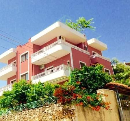 Vila Jakupi Appartement Sarandë Buitenkant foto