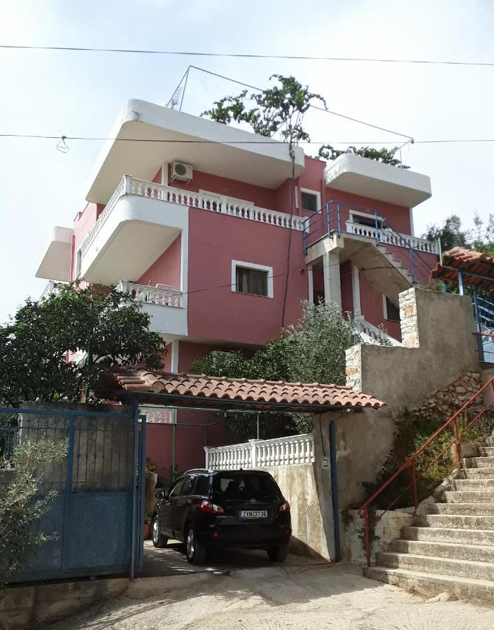 Vila Jakupi Appartement Sarandë Buitenkant foto