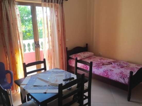 Vila Jakupi Appartement Sarandë Kamer foto